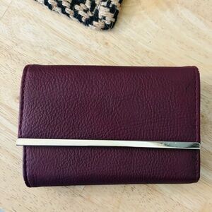Burgundy SafeKeeper Tri Fold Wallet